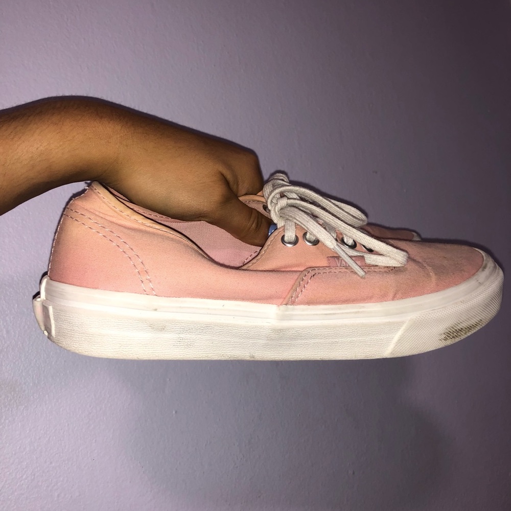 Vans - Picture 2 of 4